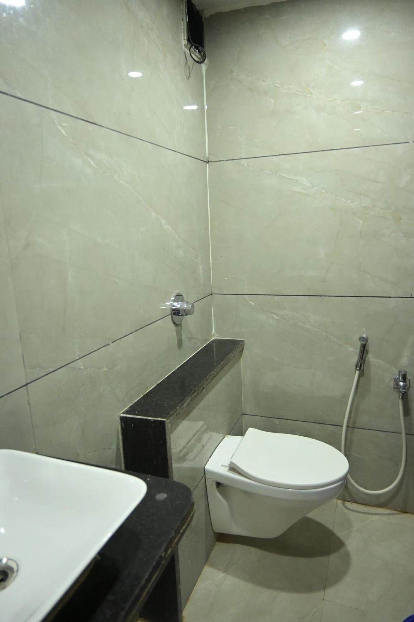 Hotel Roshan Palace Ambaji Экстерьер фото